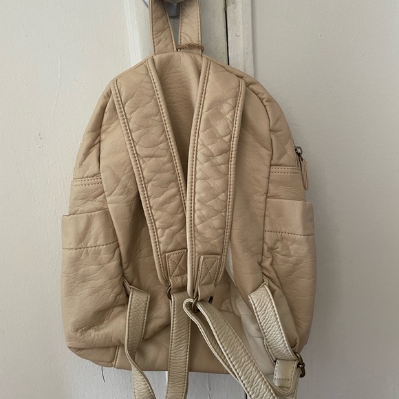 Vegan Leather Backpack NWT - Picture 6 of 8